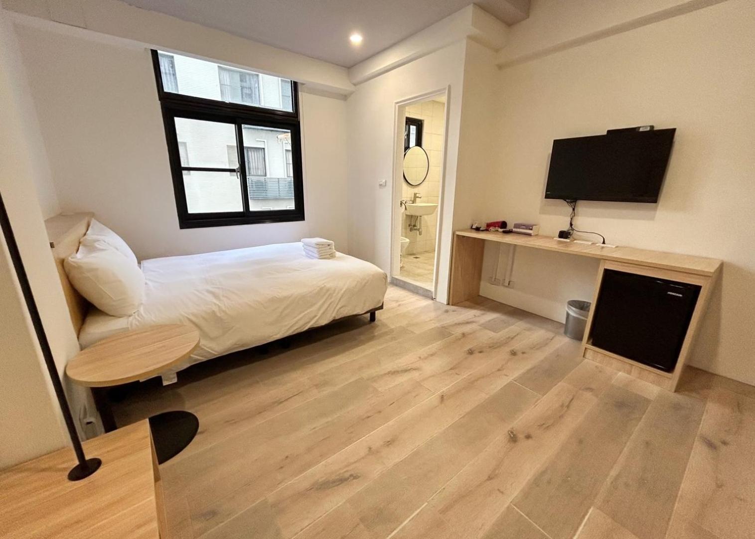 Yan Bin Hotel Tainan Bagian luar foto